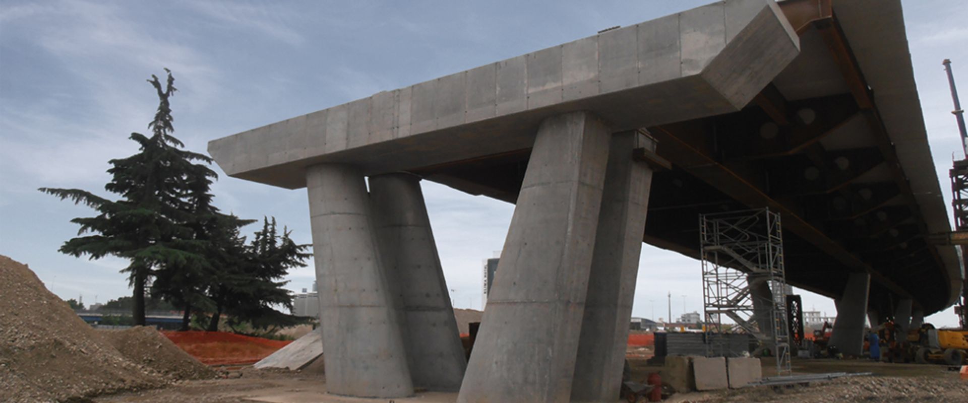 Viadotto Piers Expo 2015 - Milano - Italia